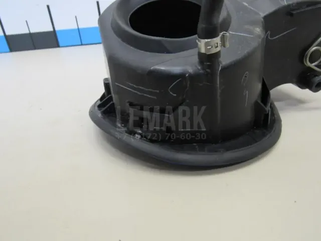 Лючок бензобака для  BMW 5-serie E60/E61 2003-2009