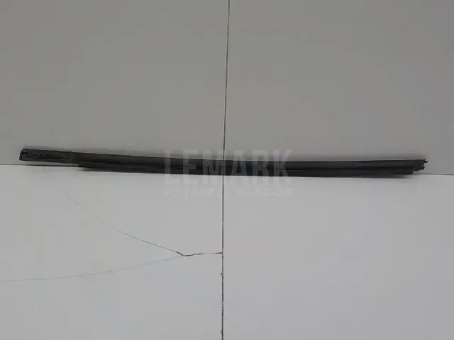 Накладка стекла заднего правого для  Ford Transit 2006-2013