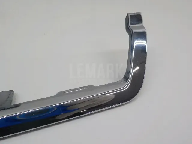 Накладка на решетку радиатора для  BMW 5-serie F10/F11 2009-2016