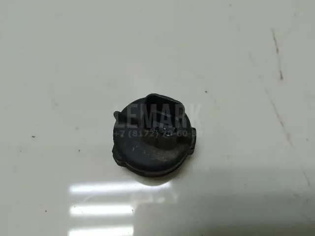 Патрон габаритного фонаря для  Ford Maverick 2001-2007