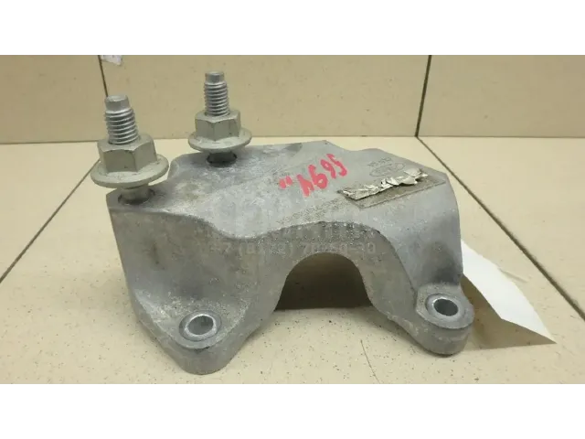 Кронштейн КПП для  Citroen C4 Picasso 2006-2014