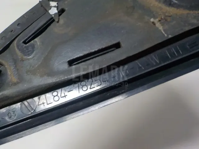 Накладка двери задней правой для  BMW 5-serie G30/G31/F90 2017-2023