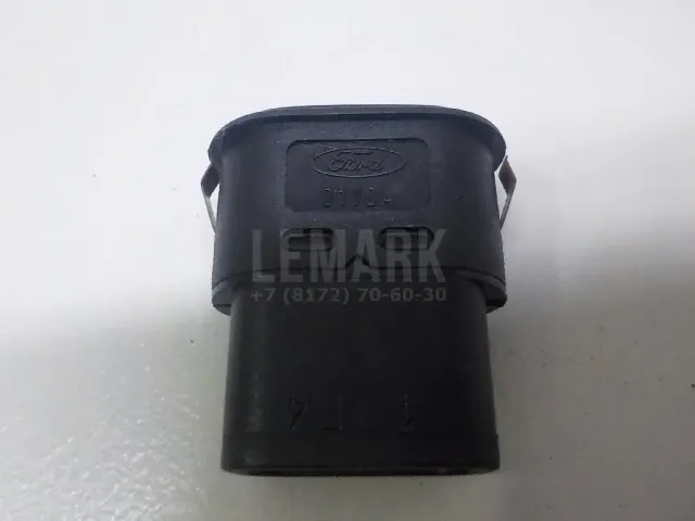 Кнопка стеклоподъемника для  Ford America Focus USA 2004-2007