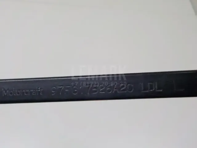 Поводок стеклоочистителя передний левый для  Chrysler Sebring/Dodge Stratus 2001-2007
