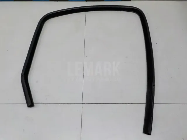 Уплотнитель двери для  Citroen C4 2004-2011