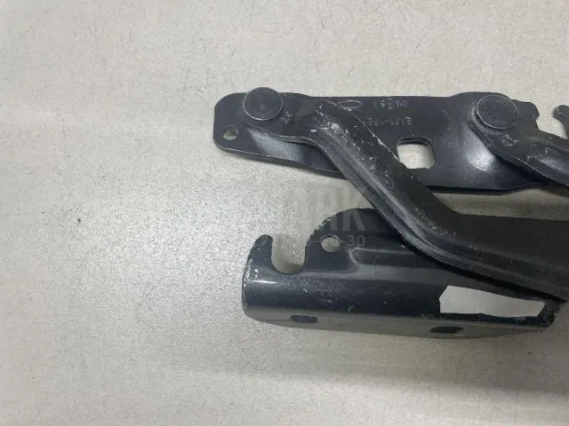 Петля капота правая для  Honda Accord Coupe USA 1998-2003