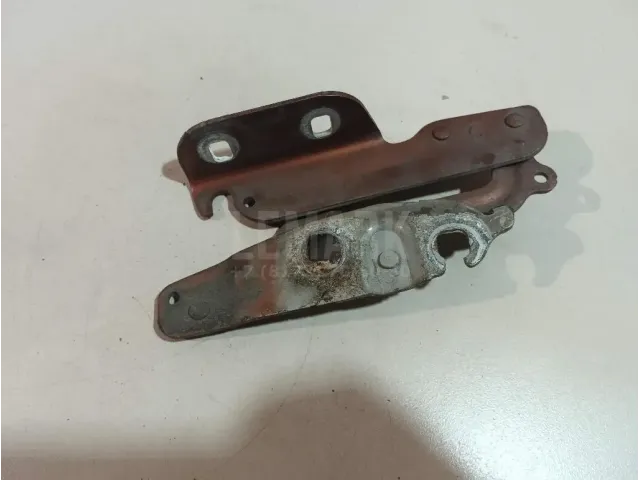 Петля капота правая для  Ford Puma 1997-2002