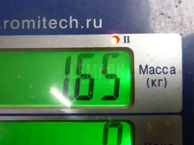 Обшивка двери задней правой