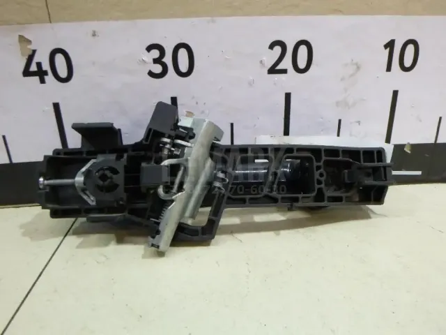Ручка двери задней наружная левая для  BMW 6-serie E63 2004-2009