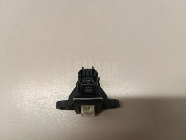 Датчик AIR BAG для  BYD F3 2006-2013