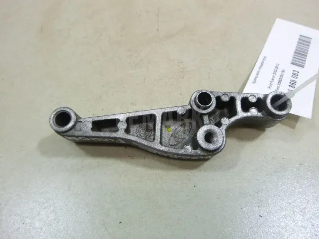 Кронштейн генератора для  Fiat Duna 1987-1990
