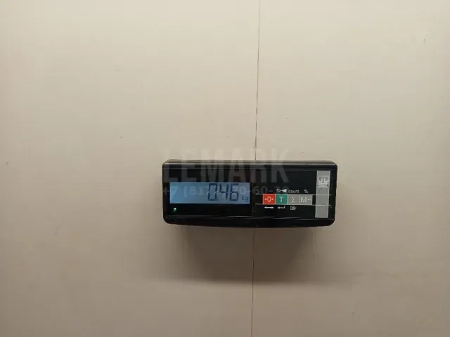 Направляющая заднего бампера