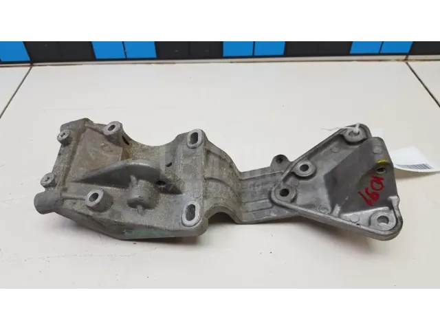 Кронштейн генератора для  Acura RSX 2001-2006