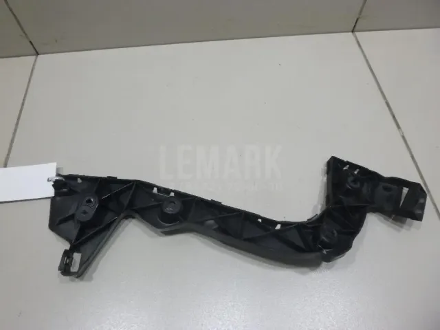 Направляющая заднего бампера правая для  BMW 7-serie E65/E66 2001-2008