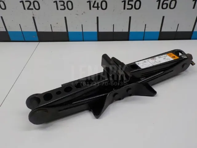 Домкрат для  Ford America Focus USA 2004-2007