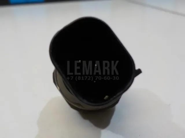 Датчик давления топлива для  CASE SV300 2012