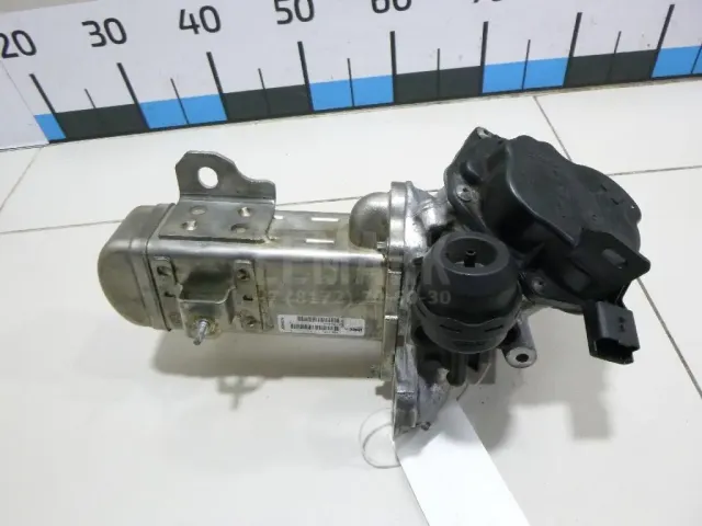 Клапан рециркуляции выхлопных газов