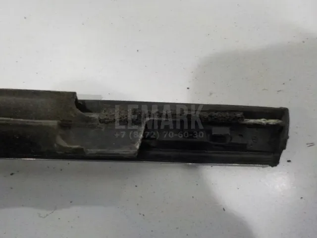 Накладка стекла переднего правого для  BMW 5-serie E60/E61 2003-2009