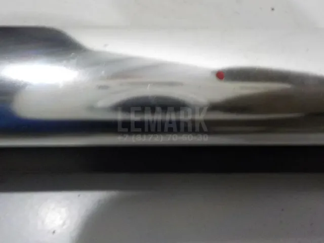 Накладка стекла переднего правого для  BMW 5-serie E60/E61 2003-2009