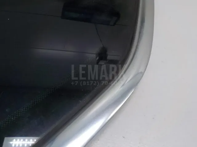 Стекло кузовное глухое левое для  Ford Mondeo II 1996-2000