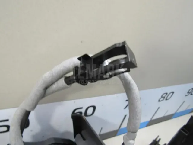 Замок двери передней левой для  BMW X6 E71 2008-2014