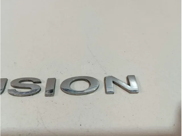 Эмблема на крышку багажника для  Changan Alsvin (B511) 2018