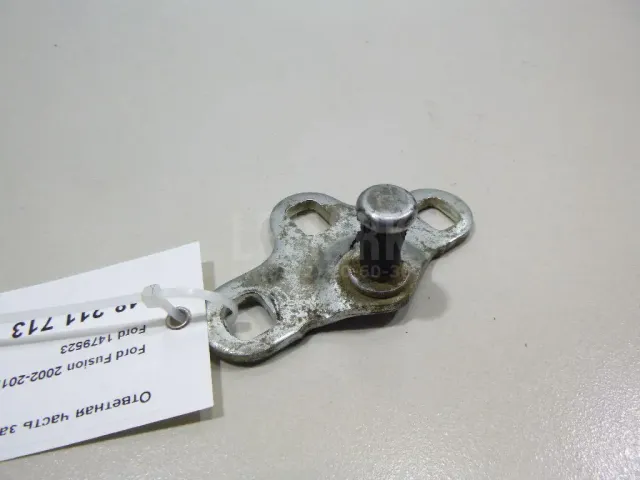 Крючок для  Geely Tugella (FY11) 2020