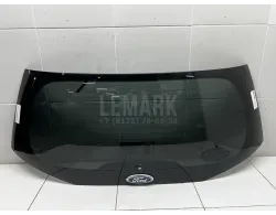 Стекло двери багажника