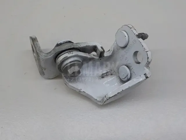 Петля двери задней правой верхняя для  Ford Transit 2006-2013