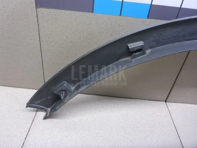 Накладка заднего крыла левого