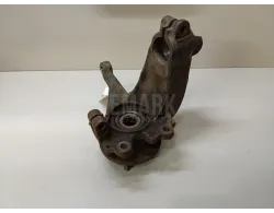 Кулак поворотный передний левый