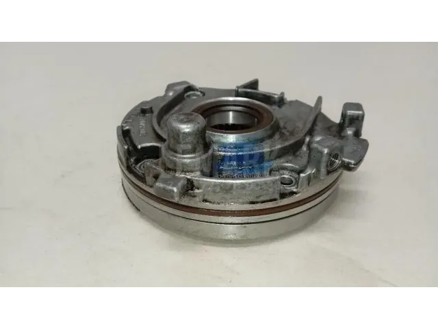 Насос масляный для  Ford Kuga 2008-2012