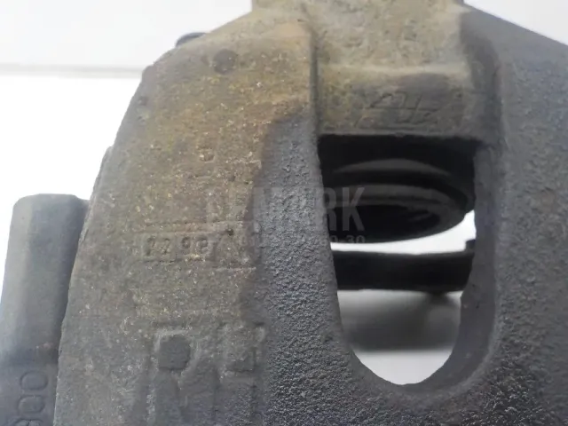 Скоба суппорта переднего для  Chevrolet Tahoe III 2006-2014