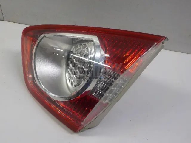 Фонарь задний внутренний правый для  Ford Mondeo III 2000-2007