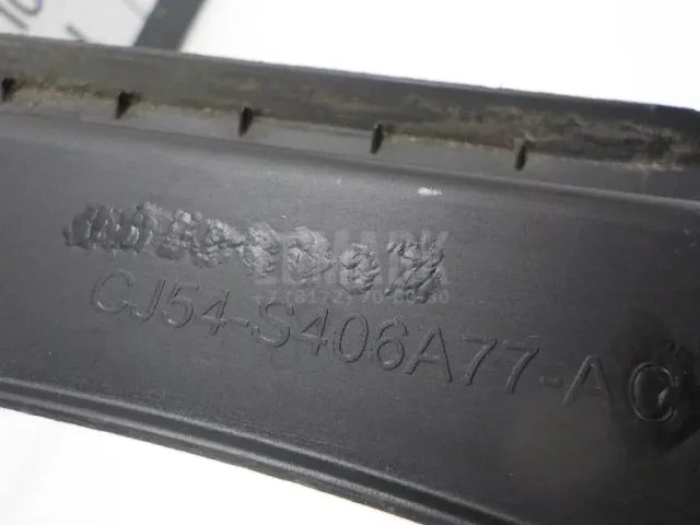 Накладка двери багажника для  Ford Kuga 2012-2019