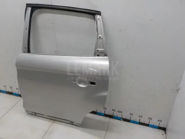 Дверь задняя левая для  Ford Escape EUR 2007-2009