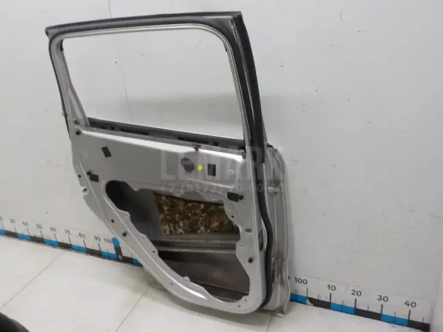 Дверь задняя левая для  Ford Escape EUR 2007-2009