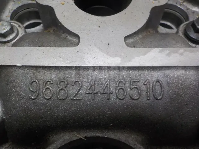 Головка блока для  Ford Kuga 2008-2012