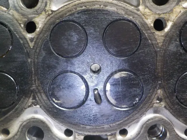 Головка блока для  Ford Kuga 2008-2012