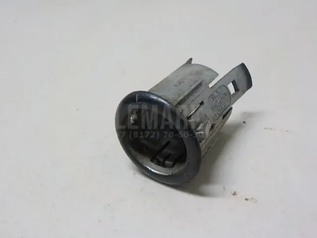 Кронштейн датчика парковки для  Audi Allroad quattro 2006-2012