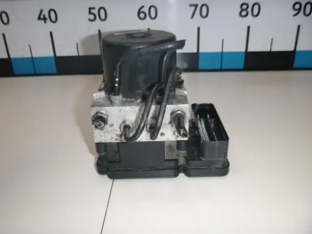 Блок ABS (насос) для  Audi Q3 (8U) 2012-2018
