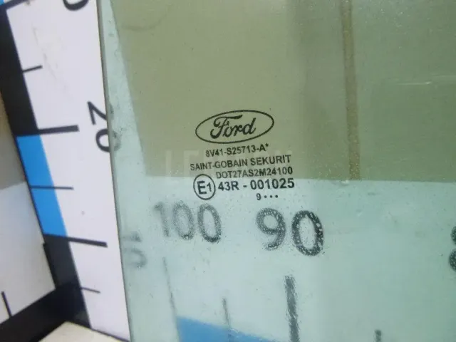 Стекло двери задней левой для  Ford Cougar 1998-2001