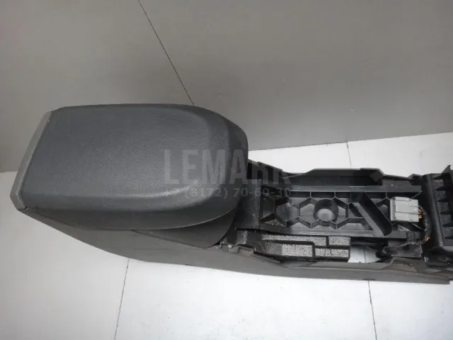 Подлокотник для  BMW 5-serie G30/G31/F90 2017-2023