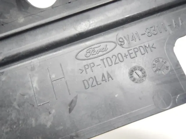 Воздуховод радиатора левый для  Ford Mondeo I 1993-1996