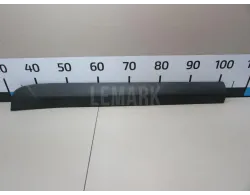 Молдинг задней левой двери