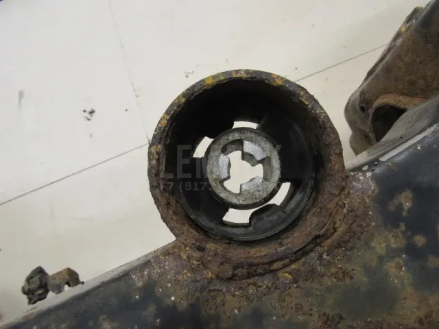 Балка задняя для  Ford Fiesta 2001-2008