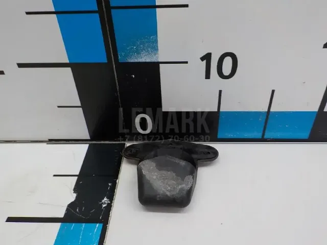 Отбойник крышки багажника