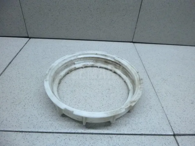 Гайка топливного насоса