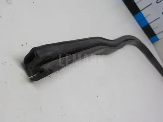 Уплотнитель двери для  Ford Transit 2006-2013