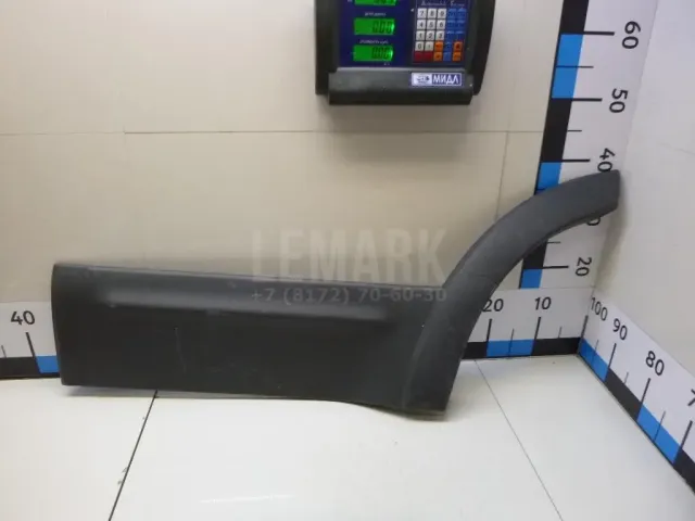 Накладка двери задней левой